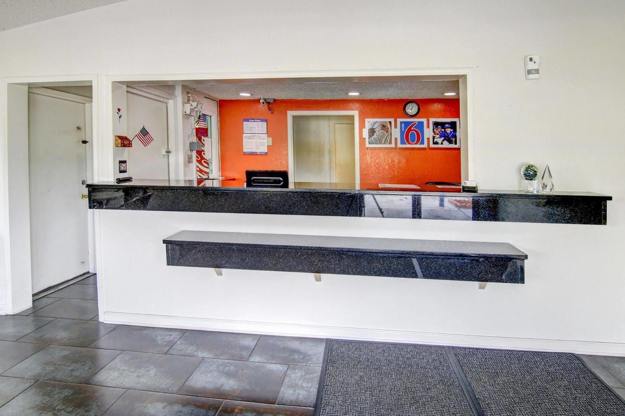 Motel 6-Union City, Ga - Atlanta Airport Bagian luar foto